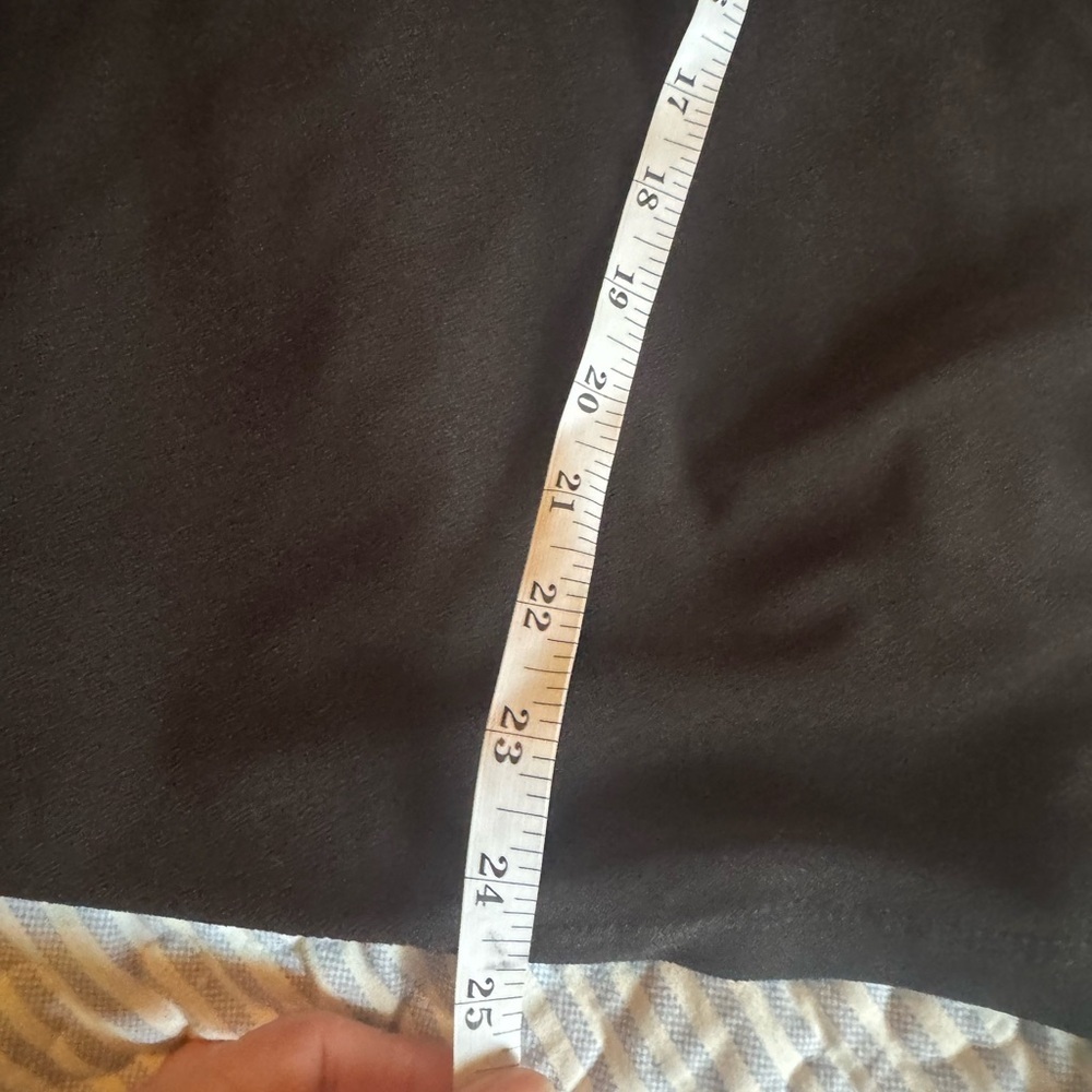 AUW Black Blouse with White Collar - Picture 7 of 7